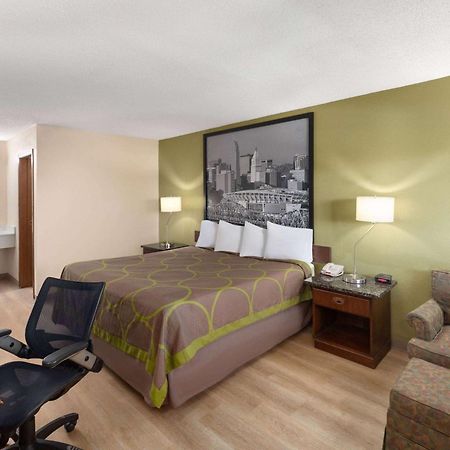 Super 8 By Wyndham Fort Mitchell Cincinnati Area Экстерьер фото