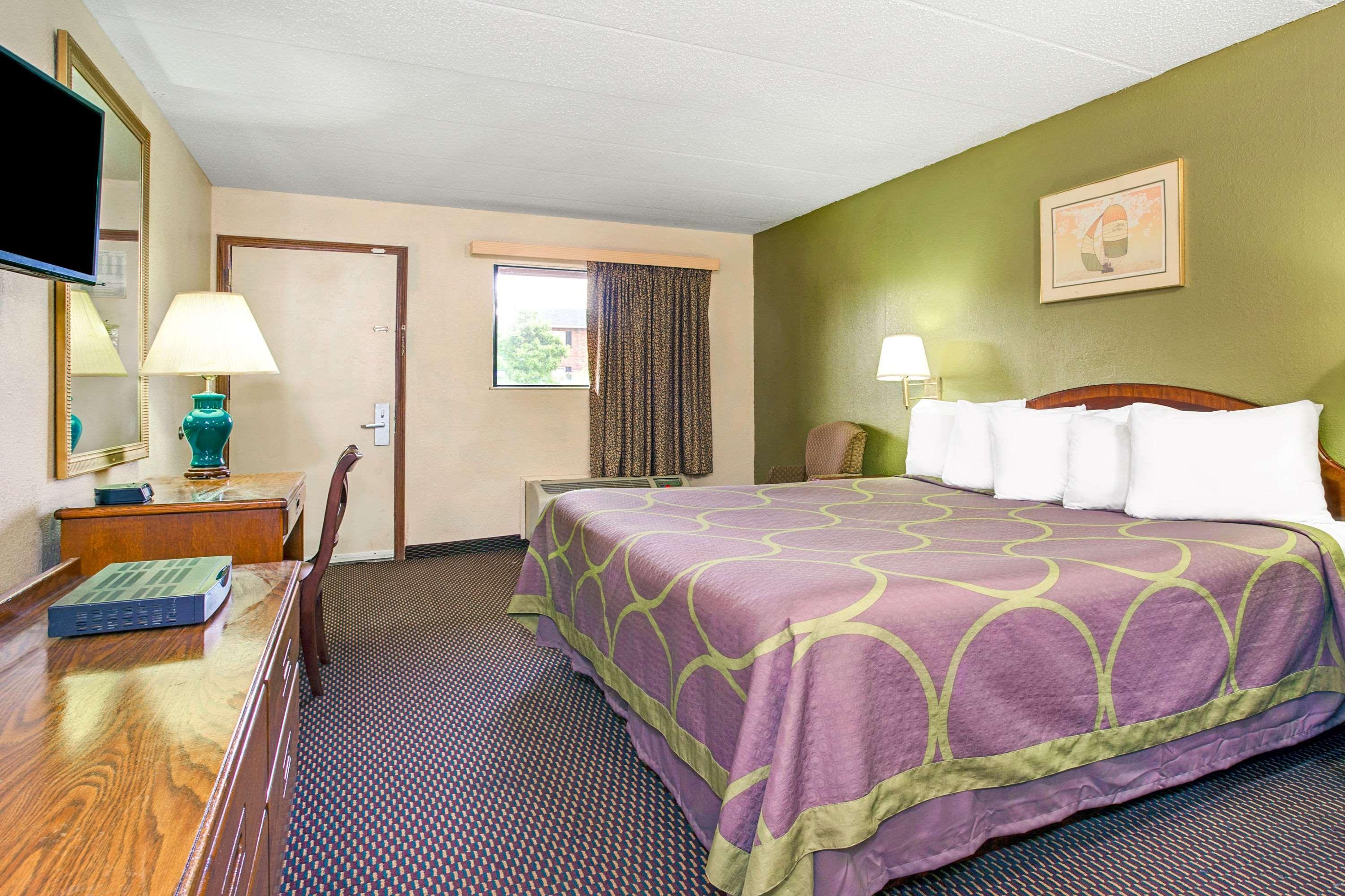 Super 8 By Wyndham Fort Mitchell Cincinnati Area Экстерьер фото