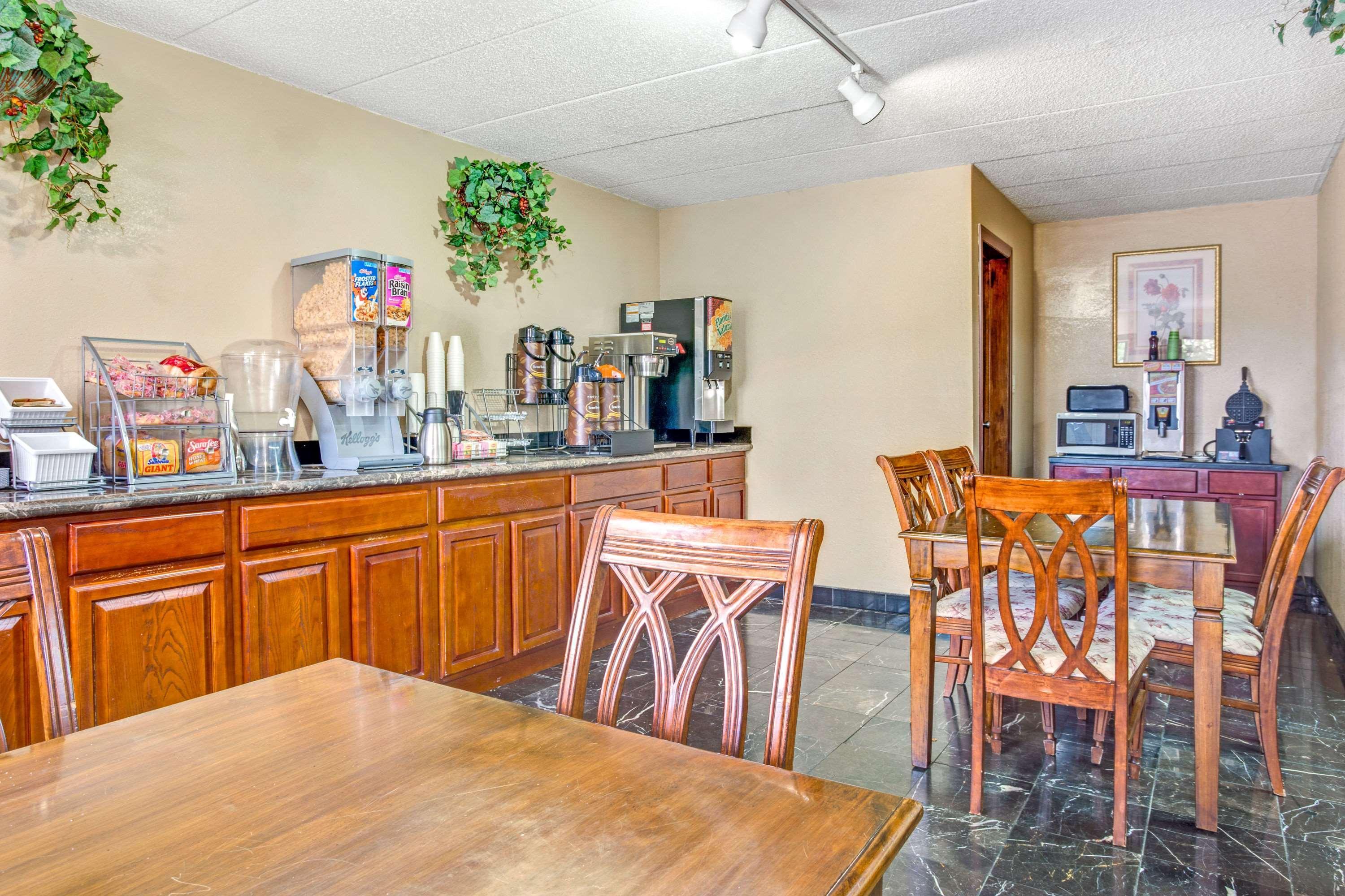 Super 8 By Wyndham Fort Mitchell Cincinnati Area Экстерьер фото