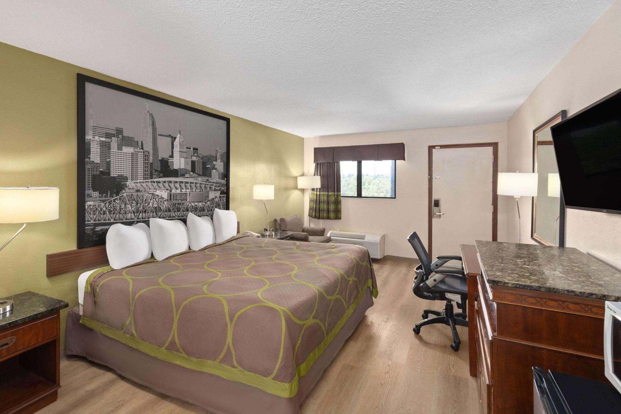 Super 8 By Wyndham Fort Mitchell Cincinnati Area Экстерьер фото